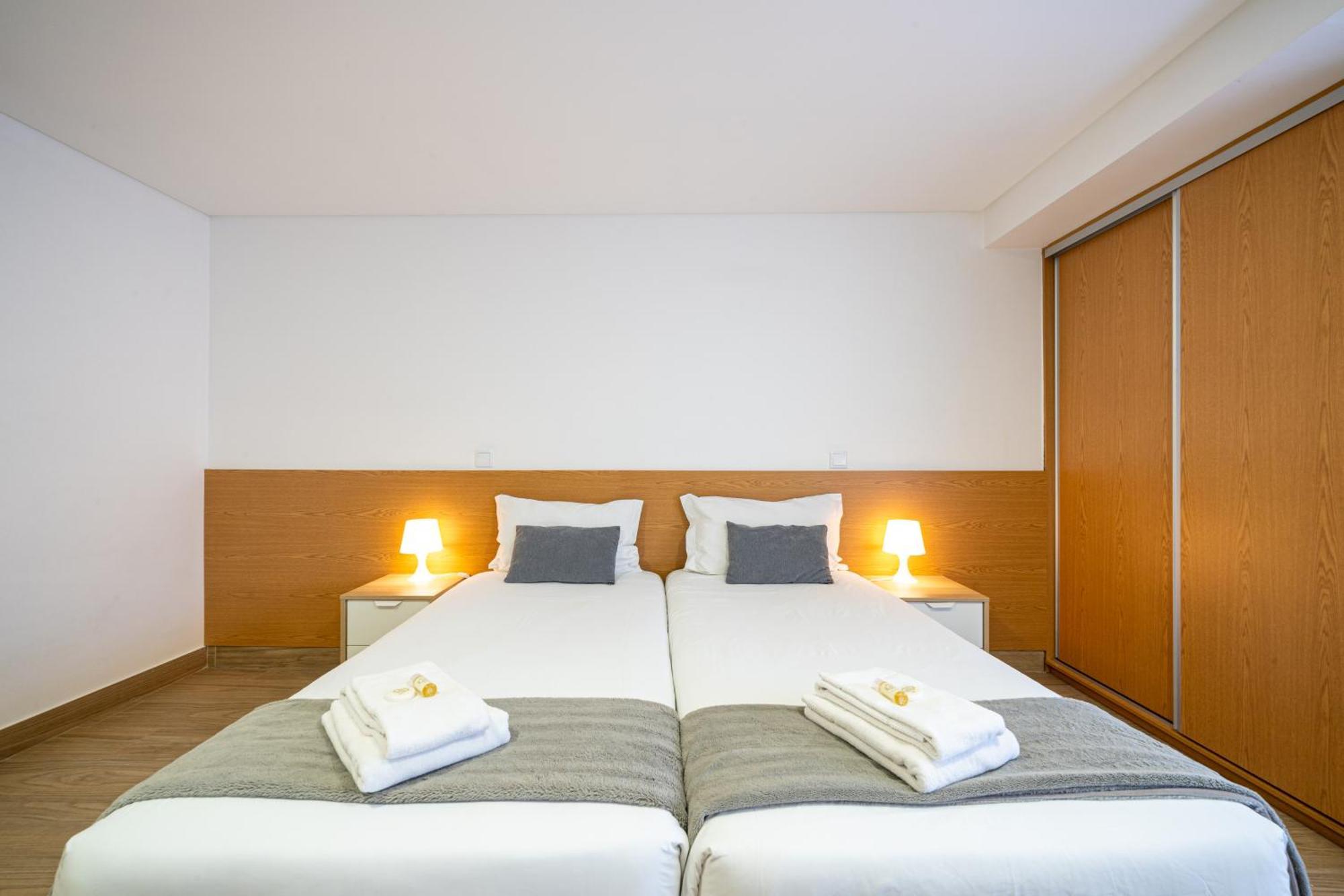 Central Suites 3 São João da Madeira エクステリア 写真